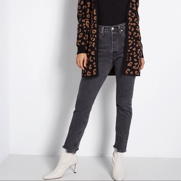 Leviโs 501 high rise skinny jean in faded black - Picture 5 of 16